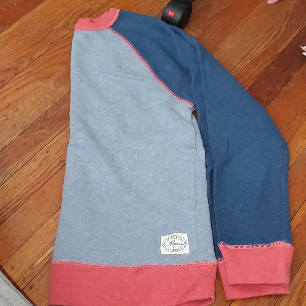 Sweater - Picture 2 of 3